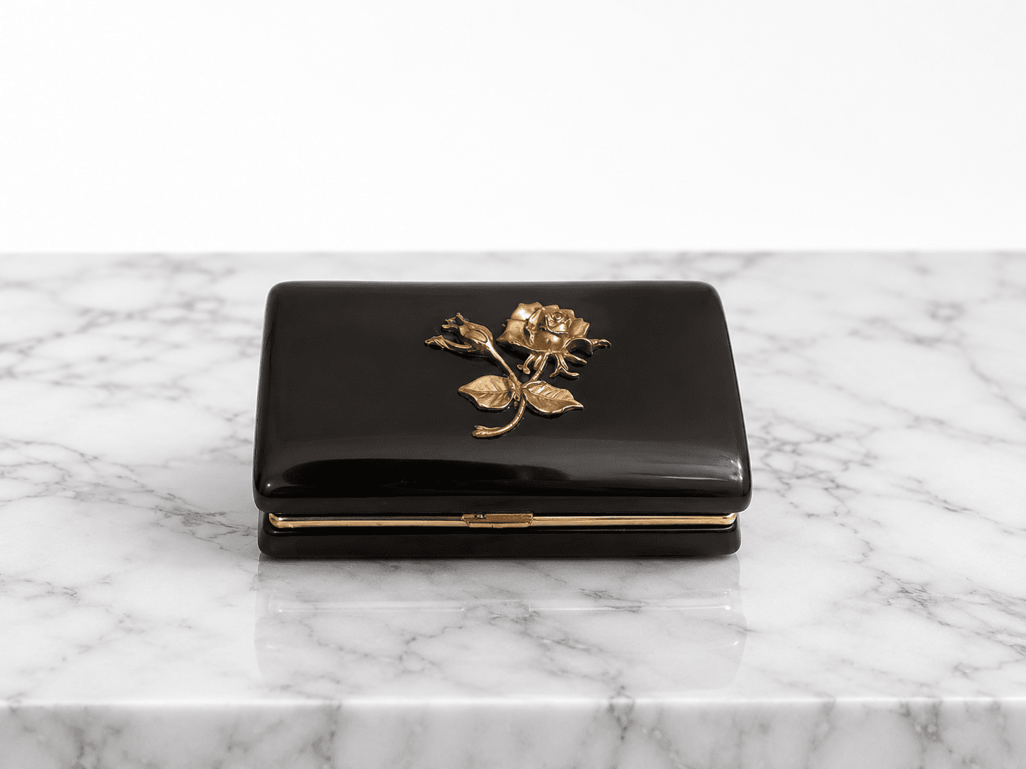 Vintage Black Enamel Pill Box With Gold Rose Motif - Image 5